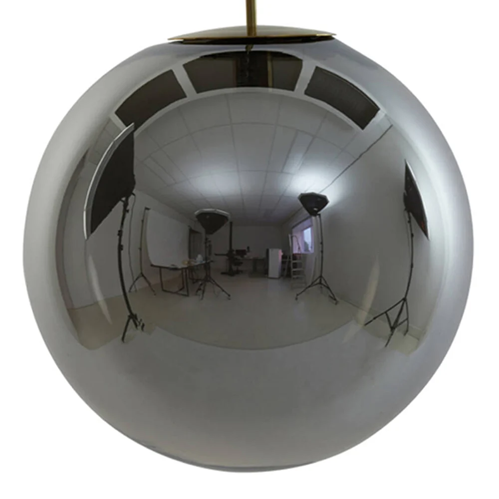 Lámpara colgante retro negra con globo de vidrio ahumado Light and Living Medina