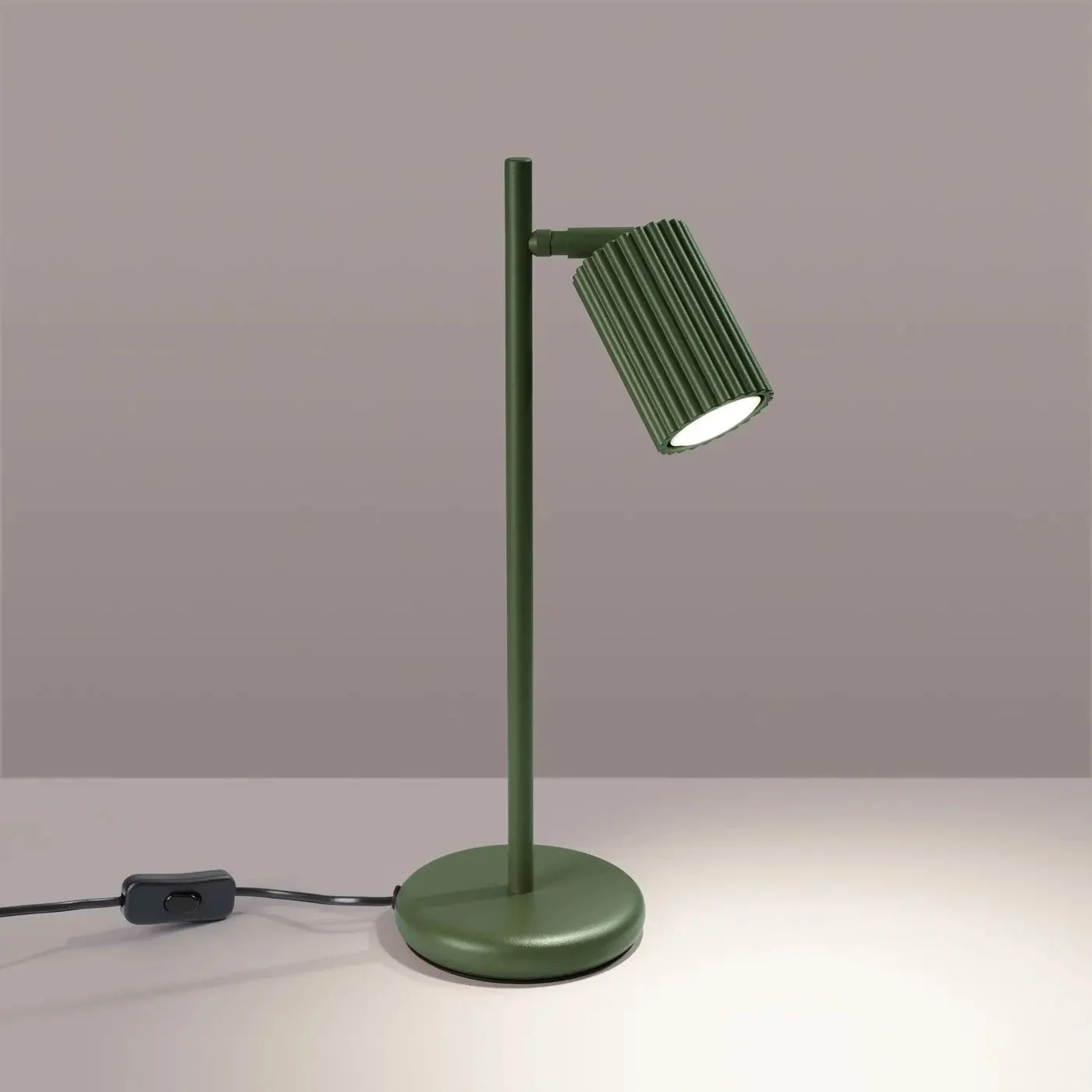 Lámpara de mesa KARBON, verde oliva