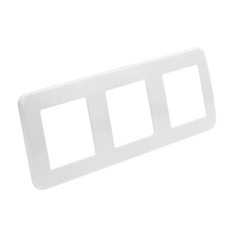 Marco de PC Empotrable Blanco Basic para 3 Módulos