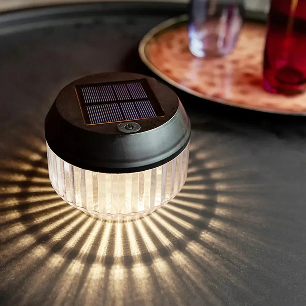 Lámpara solar de exterior LED negra moderna para camping