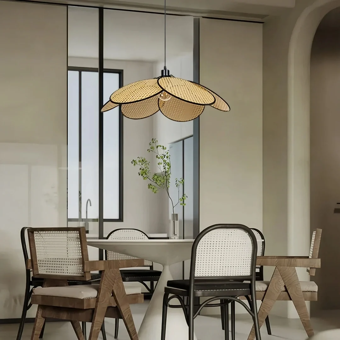 Lámparas colgantes de ratán estilo japonés LED con forma de flor para comedor