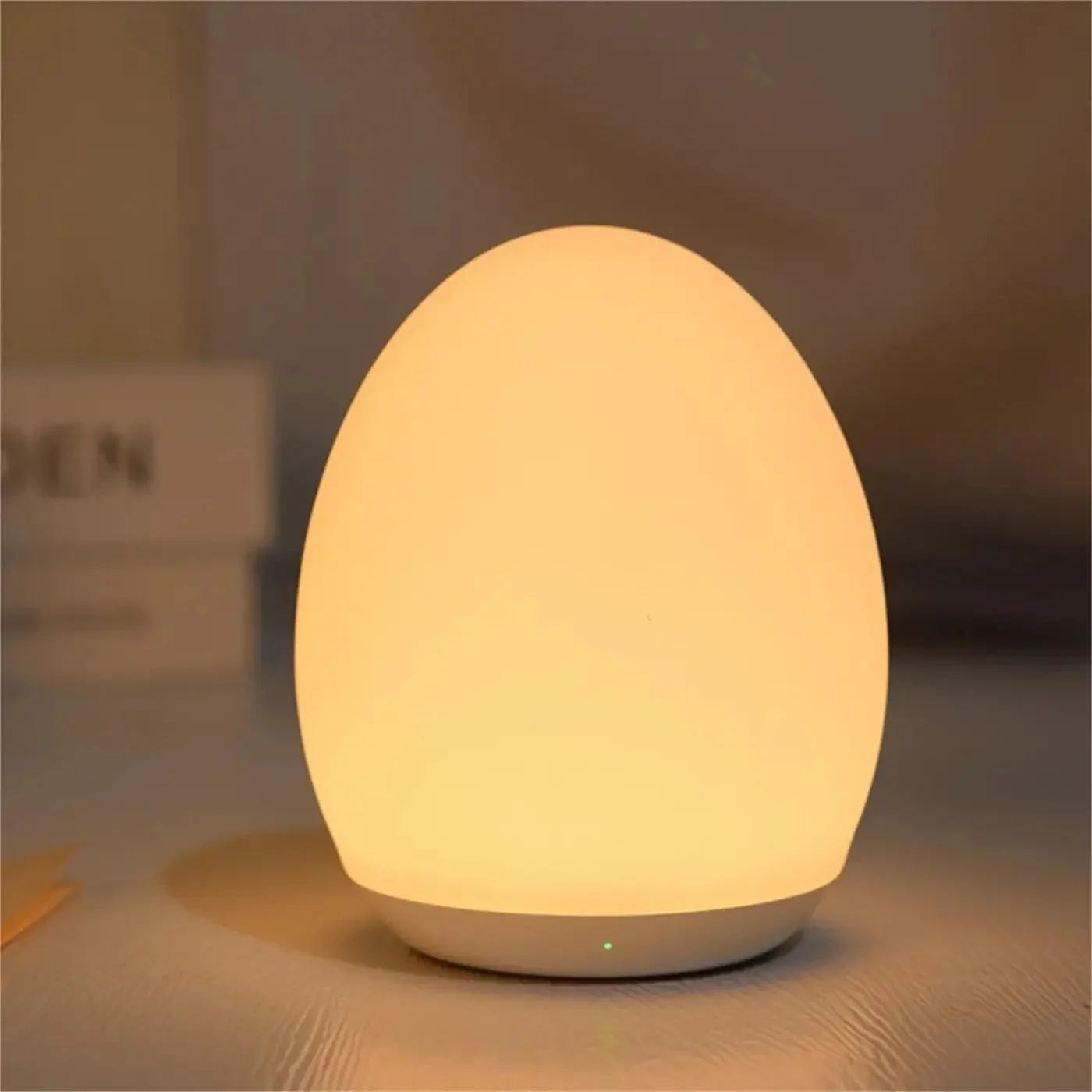 Luz de noche | EGGY